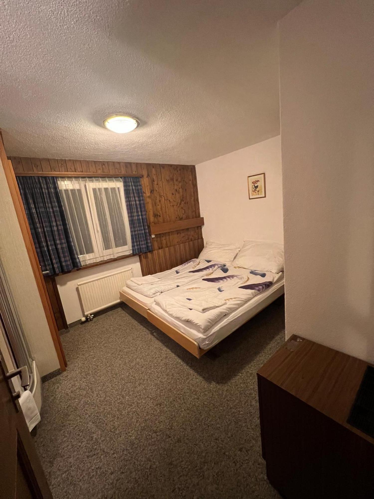 Romantic Room With Private Bathroom Saas im Prattigau Exterior foto